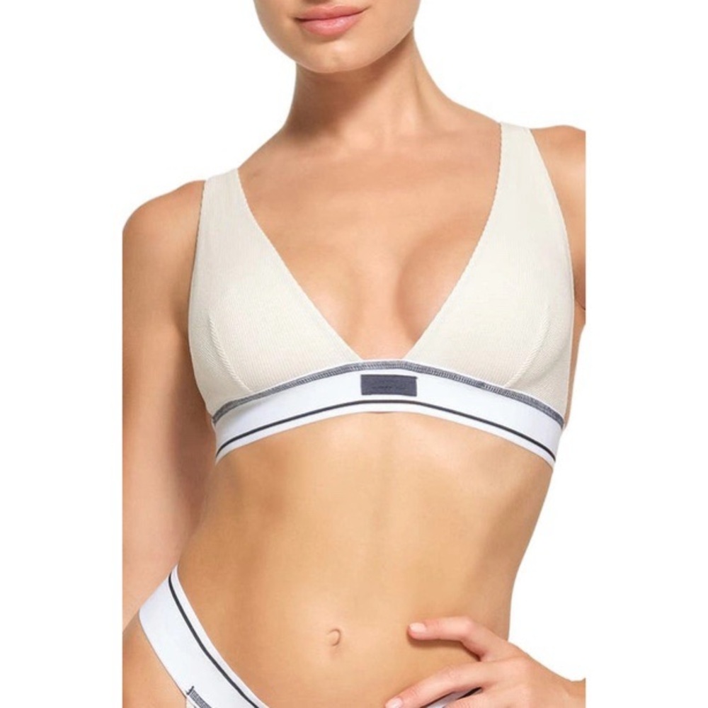 SKIMS COTTON RIB PLUNGE BRA in MARBLE SPORT STRIPE